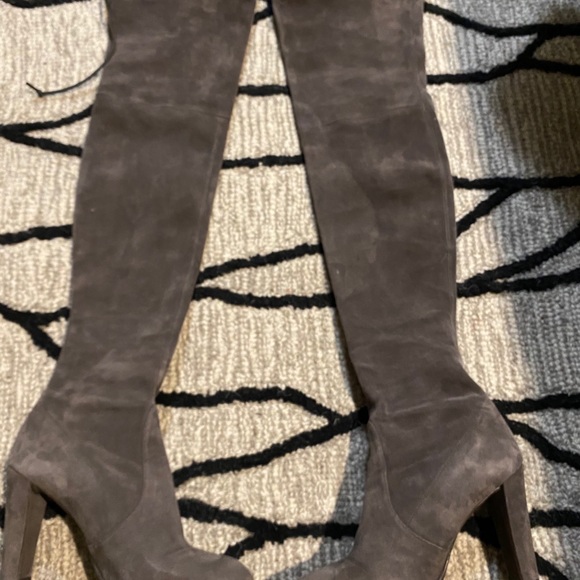 Stuart Weitzman Highland Over-the-Knee Boots – Grey Suede - Picture 5 of 7